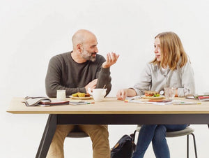 Conversaciones en torno a la mesa