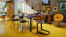 Plate Dining table